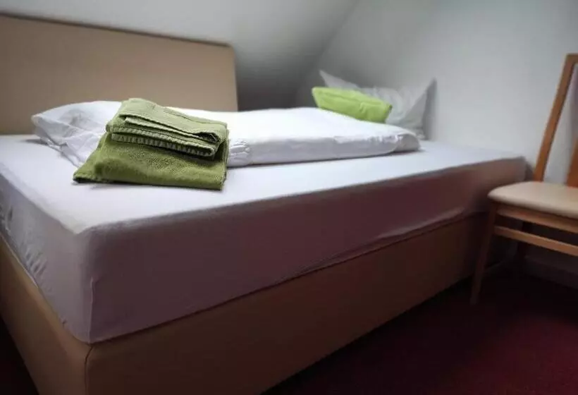 Majatalo Room In Guest Room   Single Room With Shared Bathroom And Kitchen