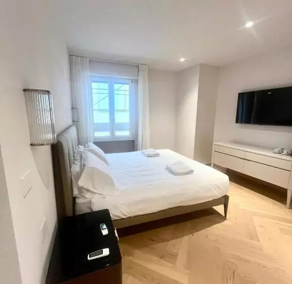 پانسیون The Old Palace Luxury Suites Signoria