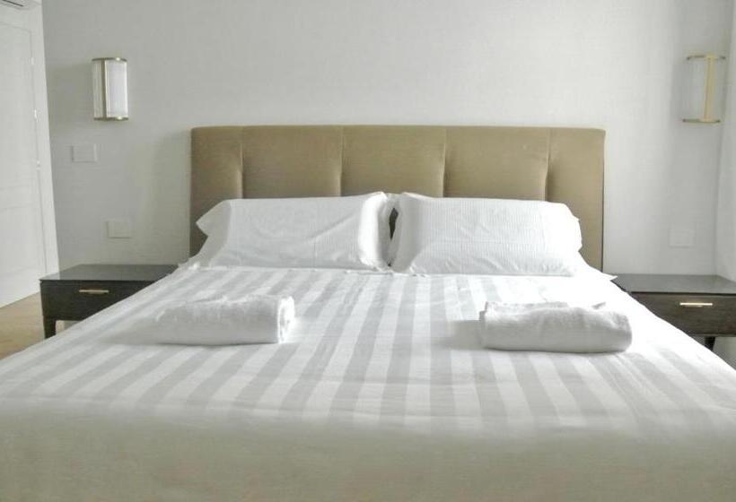 پانسیون The Old Palace  Luxury Suites Signoria