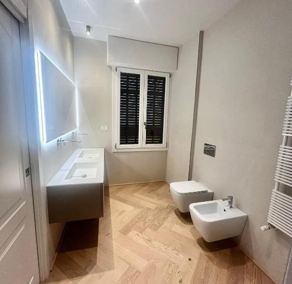 پانسیون The Old Palace  Luxury Suites Signoria