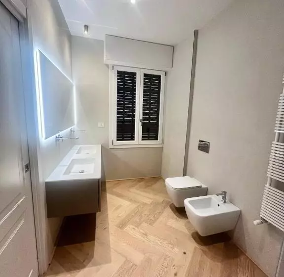 پانسیون The Old Palace Luxury Suites Signoria