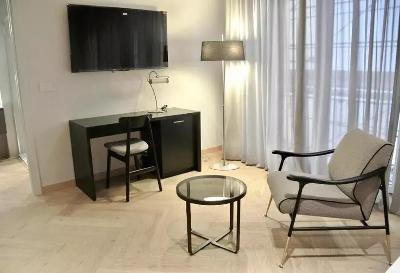 پانسیون The Old Palace Luxury Suites Signoria