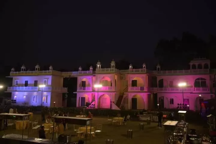 Resort Rani Baagh