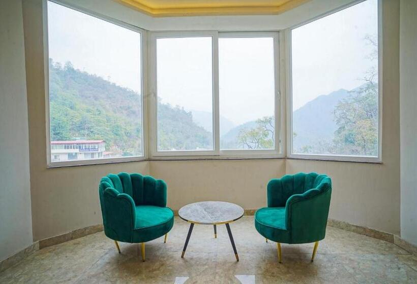 Stone Wood Hotel, Rishikesh