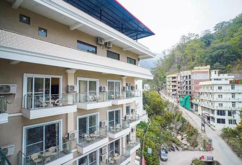 Stone Wood Hotel, Rishikesh