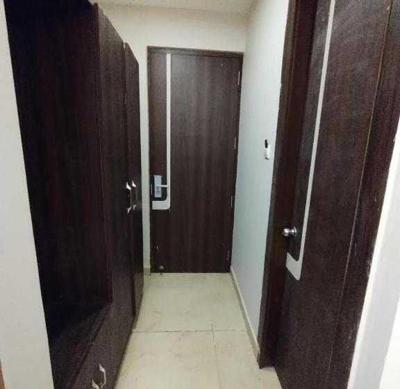 Stone Wood Hotel, Rishikesh