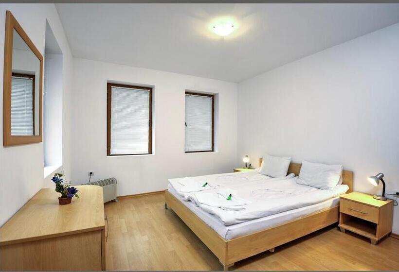 Aparthotel Raikov Ski Lodge