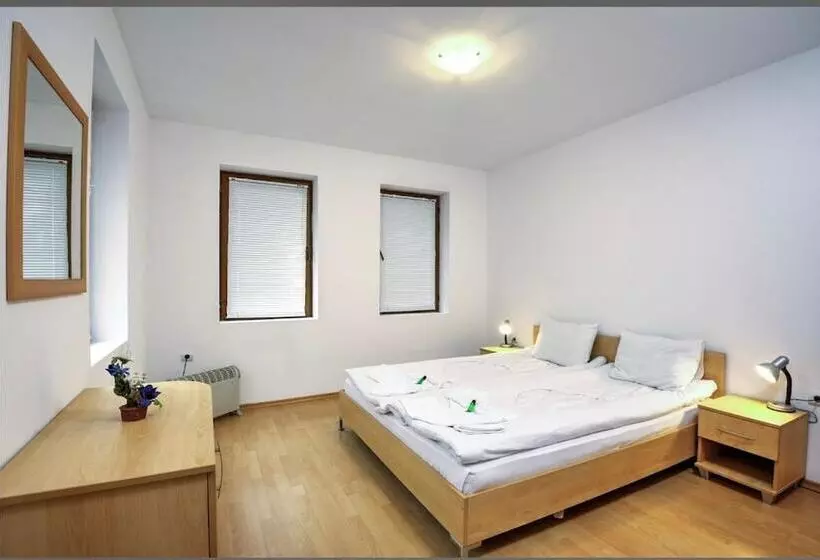 Aparthotel Raikov Ski Lodge