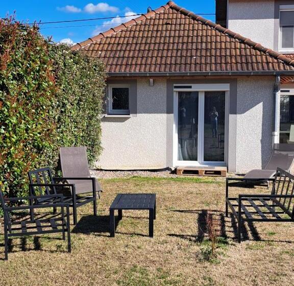 צימר Le Chemin Des Bérands Chambres D Hôtes Renaison