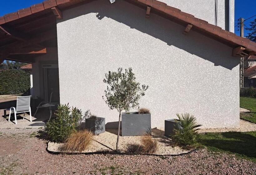 צימר Le Chemin Des Bérands Chambres D Hôtes Renaison