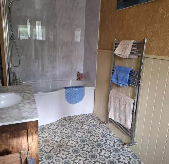 ベッドアンドブレックファースト Private Suite At Llanddinog House Near Solva