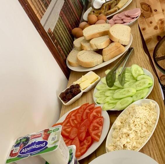 تختخواب و صبحانه Ok