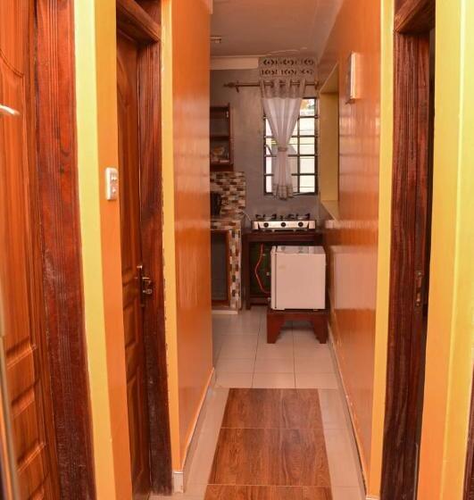 تختخواب و صبحانه S&n Airbnb Busia