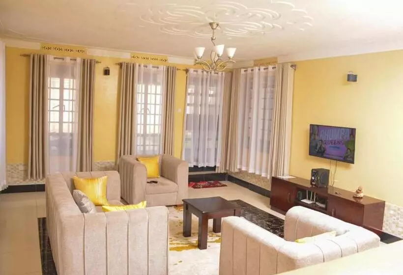تختخواب و صبحانه S&n Airbnb Busia