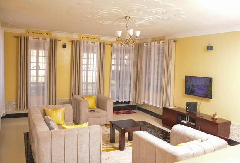 تختخواب و صبحانه S&n Airbnb Busia