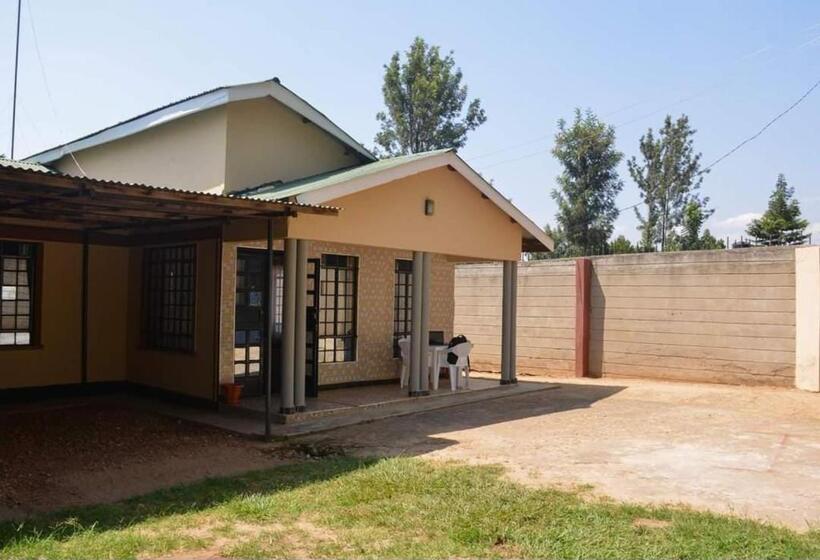 تختخواب و صبحانه S&n Airbnb Busia