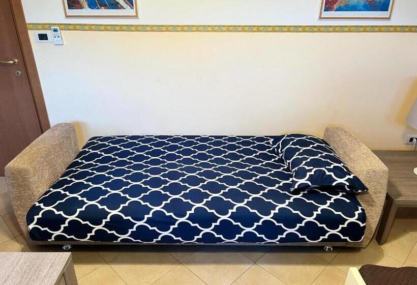 Complesso Residenziale Prato Del Mare 2