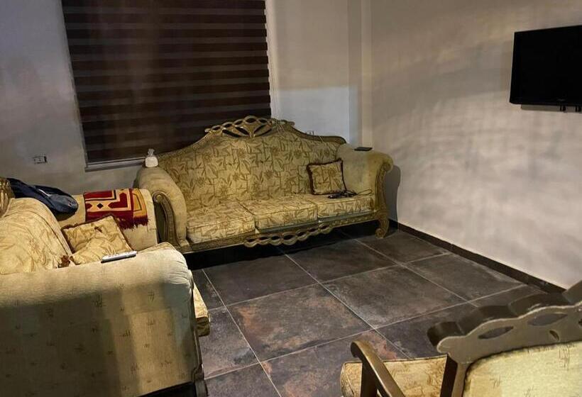 هتل شالية ومزرعة ضوء القمر