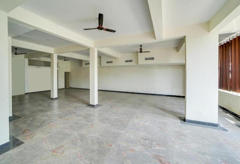 Hotell Collection O Kavish Mahal