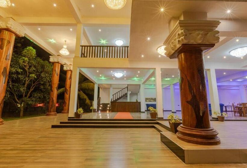 Hotel Elysia Sigiriya