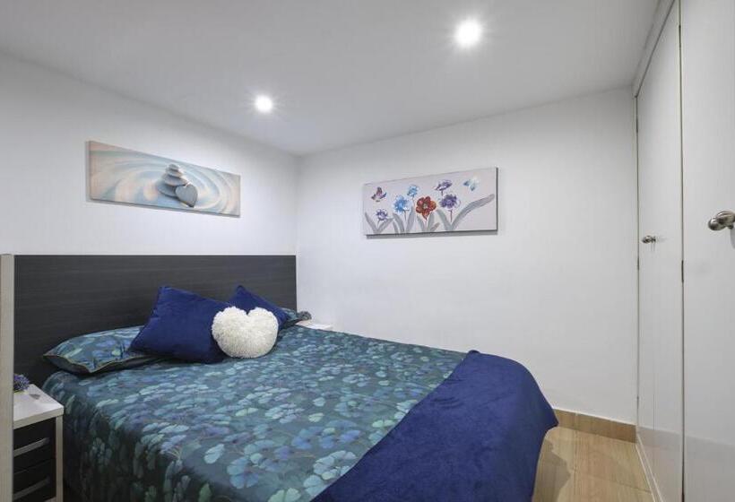 هتل Half Moon Piccadilly