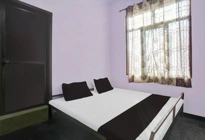 ホテル O Aravali Guest House & Restaurant