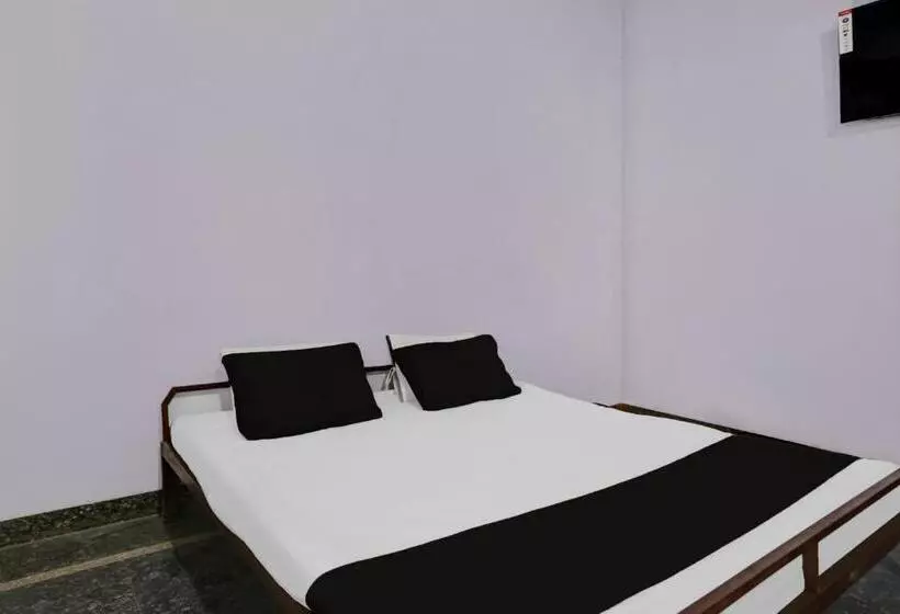 ホテル O Aravali Guest House & Restaurant