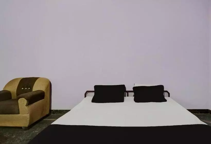 ホテル O Aravali Guest House & Restaurant
