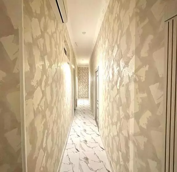Mirka Hotel Lux