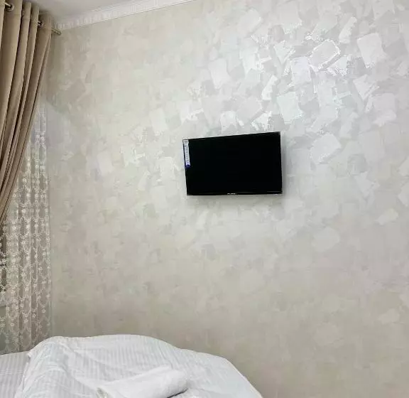 Mirka Hotel Lux