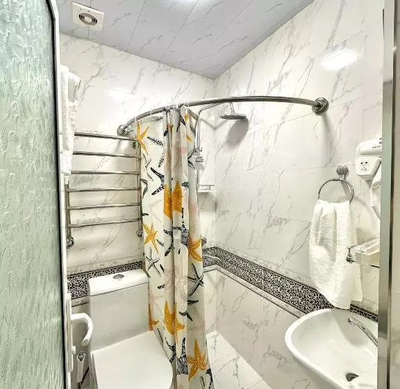 Mirka Hotel Lux