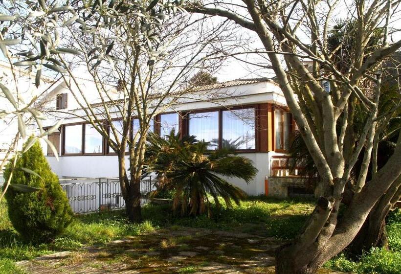 פנסיון Camera Relax Confortevole E Riservata In Villa