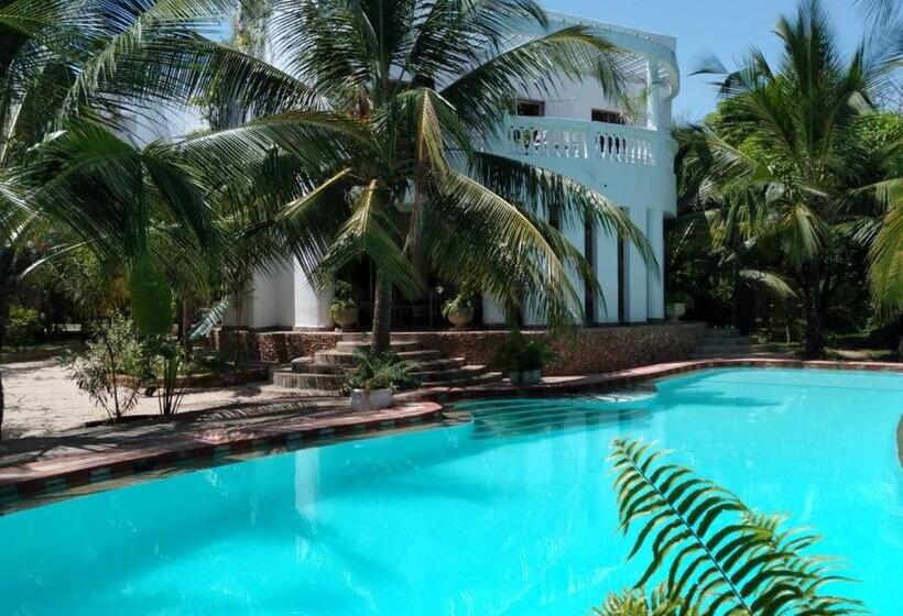 پانسیون Mwezi Nyota