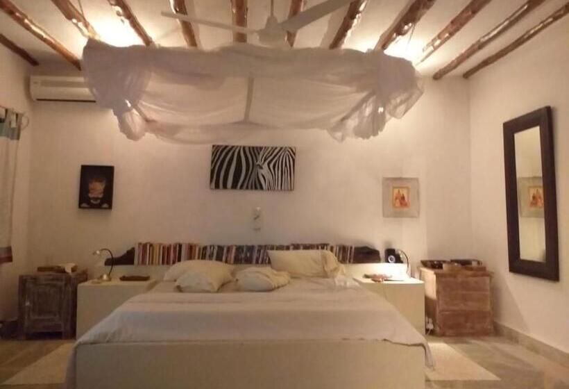 پانسیون Mwezi Nyota