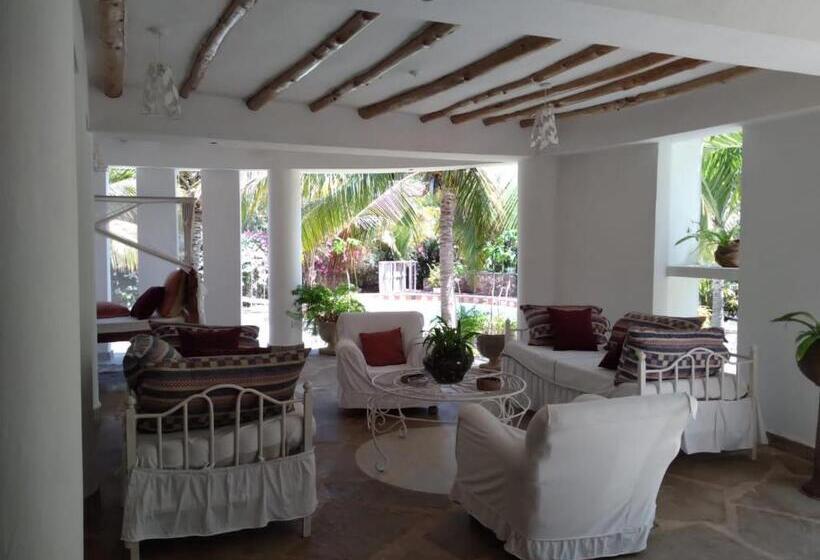 پانسیون Mwezi Nyota