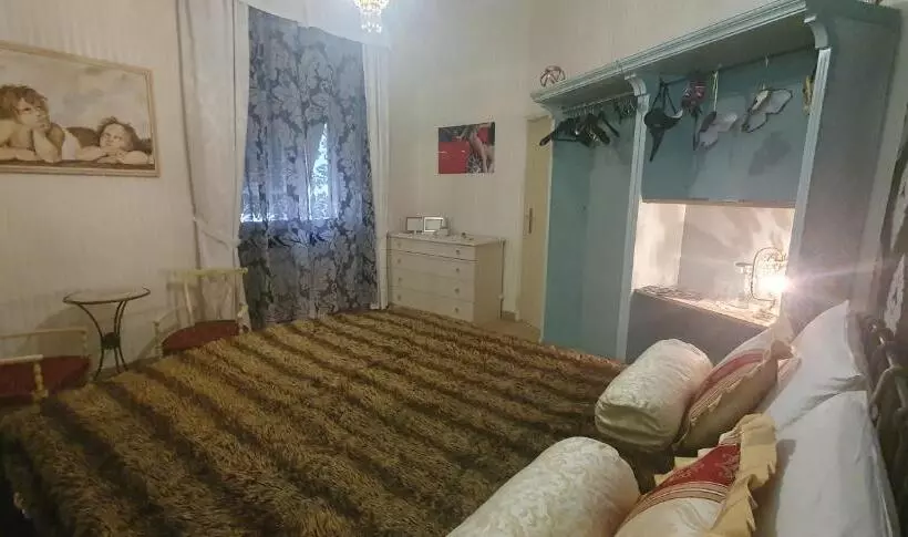 Majatalo Vibe Spoleto, Stazione A 150 Mt, Parcheggio Gratuito