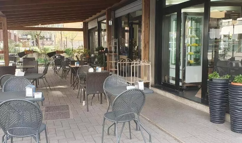 Majatalo Vibe Spoleto, Stazione A 150 Mt, Parcheggio Gratuito