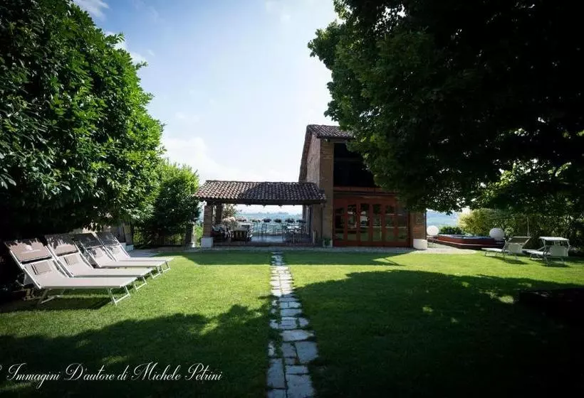 ベッドアンドブレックファースト La Madernassa Resort   Casalora Dimora Storica Di Charme