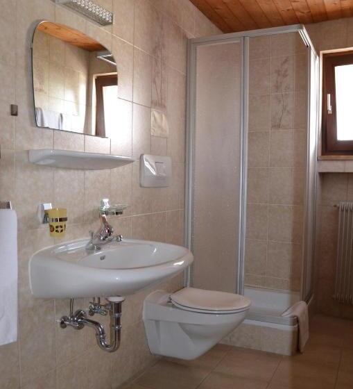 ベッドアンドブレックファースト Gasthof Toni