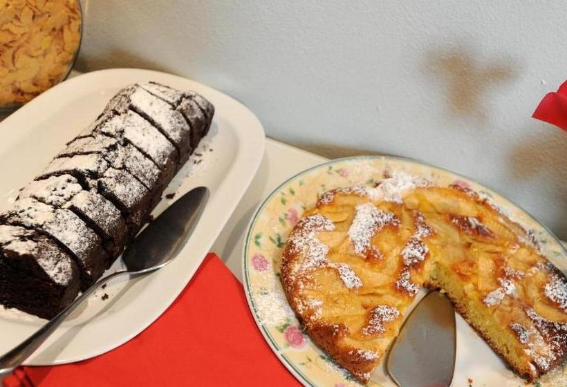 تختخواب و صبحانه Honey Rooms Ferrara