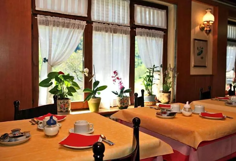 هتل Albergo Le Marmotte