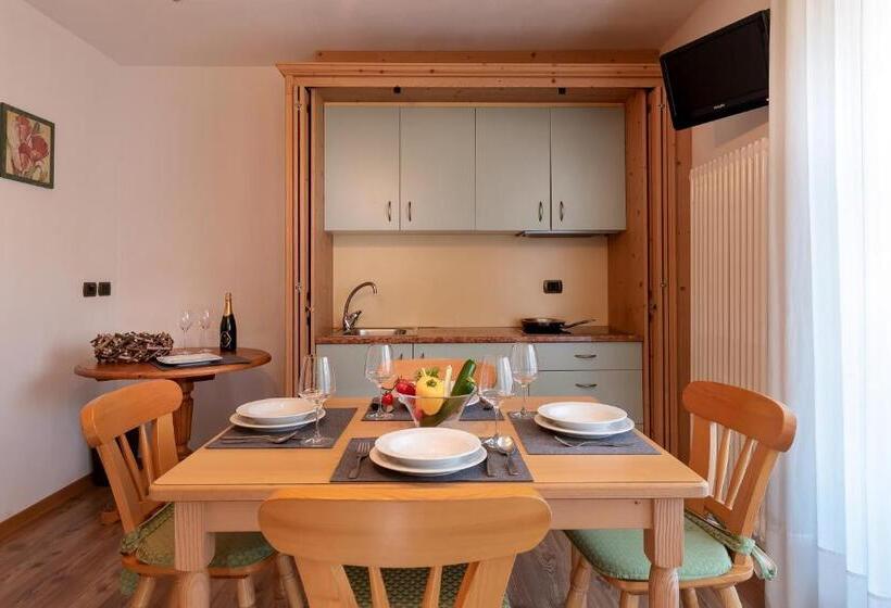 Отель Castel Pietra