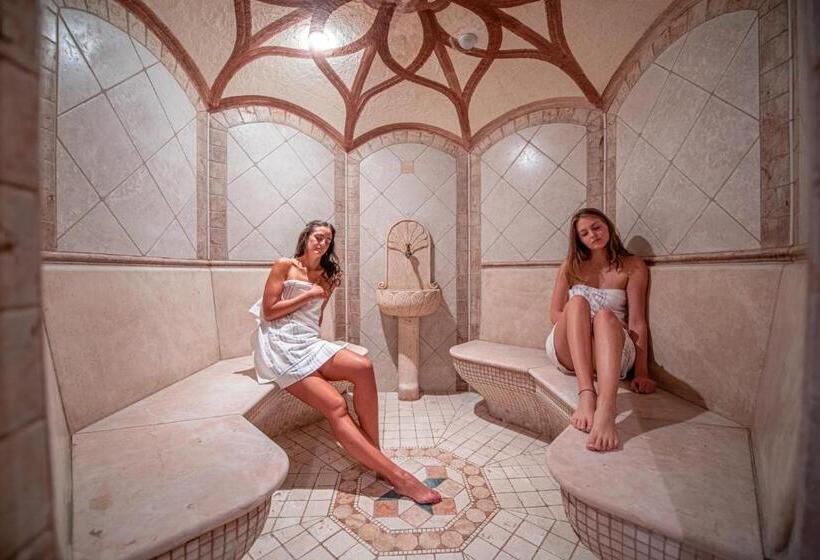 Отель Edelweiss