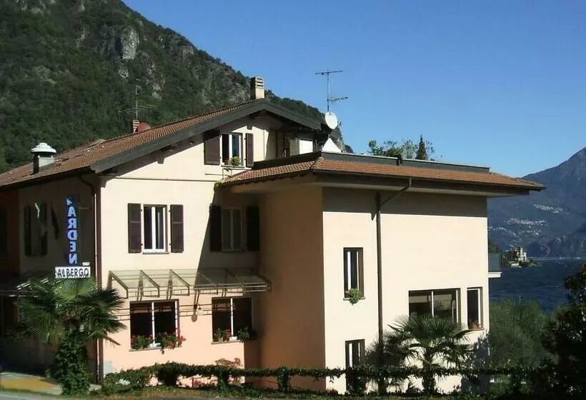 Hotelli Garden Rooms 1