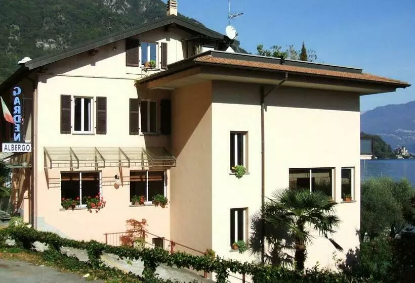 Hotelli Garden Rooms 1