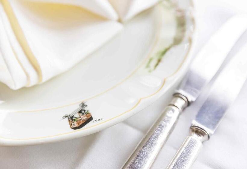 هتل Gasthof Kohlern 1130 M