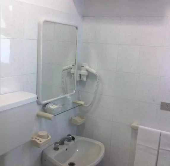 Hotelli Ideal