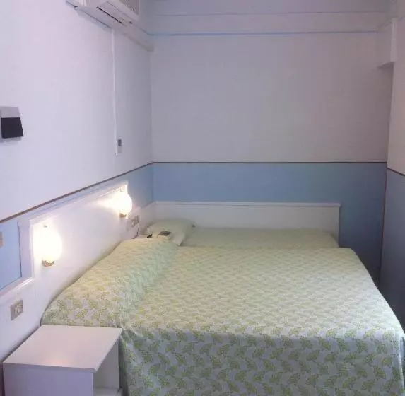 Hotelli Ideal