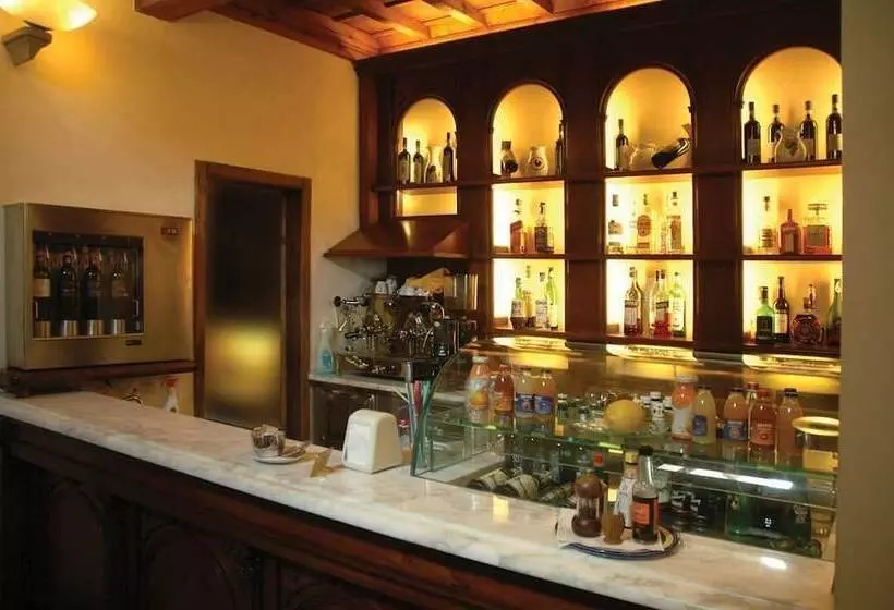 Hotelli Palazzo Squarcialupi
