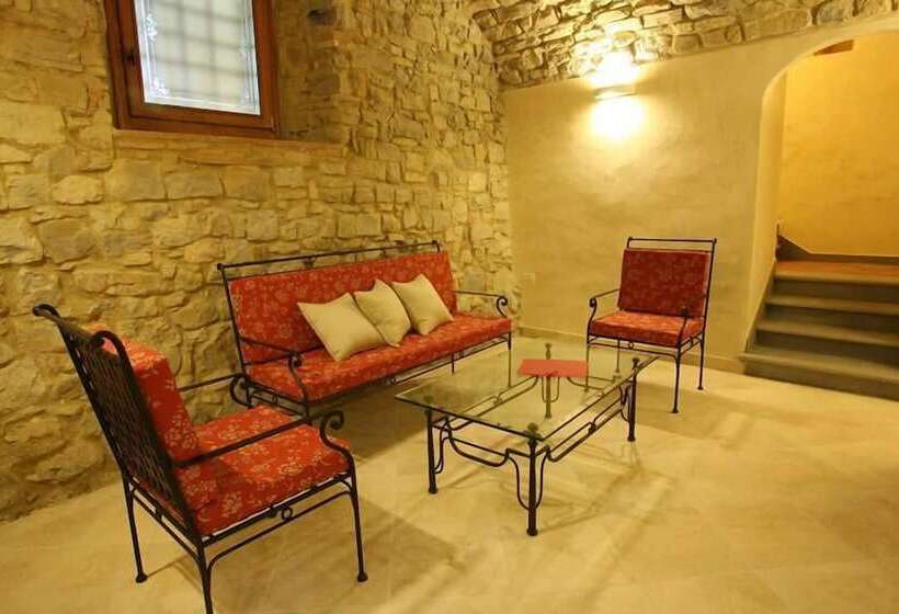 בית מלון כפרי Palazzo Squarcialupi